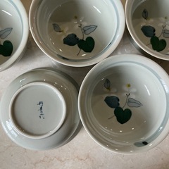 有田焼✨絵柄•つみくさ💐品種•小鉢揃5枚陶磁器和食器花柄白•紺色の画像