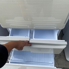 福岡市内-久留米-小郡配送無料　保証あり シャープ SHARP プラズマクラスター冷蔵庫 （412L・どっちもドア） 5ドア ゴールド系 SJ-W411F-Nの画像