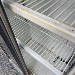 引き取り歓迎　広島市内は配送します　0円！　ジャンク品　部品取り　サンデン冷蔵ショーケース　MUS-84XC-B 冷蔵庫の画像