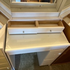 ドレッサー　椅子付き　収納付き　天板ガラス　白　ホワイト　【59.5×39×74】の画像