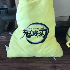 我妻善逸　ダイカットクッションの画像