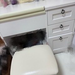 短期間使用　美品ドレッサーの画像