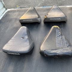 ホンダ スーパーカブ5090純正シート 4点セットの画像