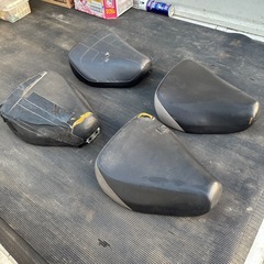 ホンダ スーパーカブ5090純正シート 4点セットの画像