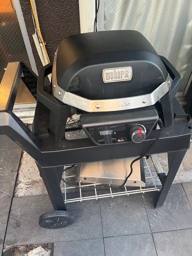 電気BBQグリル ウェーバー Pulse 1000スターターキット