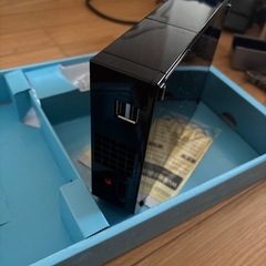 値下げ可能【本体起動確認済み】Wii 本体 箱あり（電源コード・AVケーブル・センサーバー・ヌンチャク付き／リモコン電池カバーなし）の画像