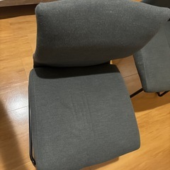 ニトリ　ダイニング椅子二脚　ダークグレーの画像