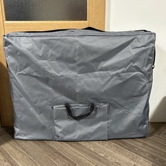 岡崎市 エステベッド 施術ベッド　折りたたみ アルミ製 白 ホワイトの画像