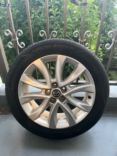 タイヤ4本　ホイール付き　225/55/R19 マツダ cx5