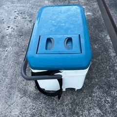 RYOBI クーラーBOX 釣り道具　の画像