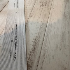 ピタフィ(裏面フィルム付き) 剥せるフローリングの画像