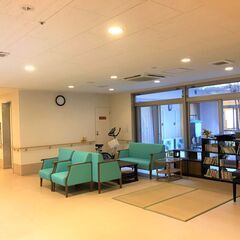 生活相談員／カウンセラーのようなお仕事！未経験OK！賞与4ヶ月分！の画像