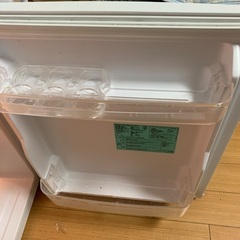 2ドア冷蔵庫お一人様用ですが必要なくなりましたのでお譲りします。の画像