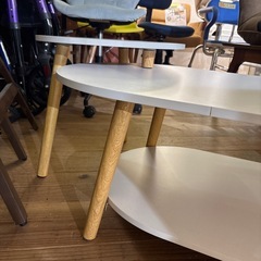 値下げしました‼️【センターテーブル】【オシャレテーブル】クリーニング済み【管理番号13010】町の画像