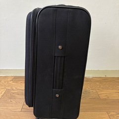キャリーケースの画像