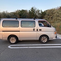 キャラバン　ノーマルタイヤ付きの画像