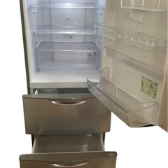 可愛いモデルAQUA ノンフロン3段冷凍冷蔵庫❣️の画像