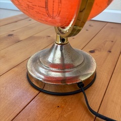 アンティーク　光る　地球儀の画像