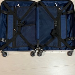 【傷多数あり】SPALDINGスーツケースの画像