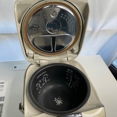 ●Panasonic パナソニック SR-DG102J  スチームIH炊飯器 5.5の画像