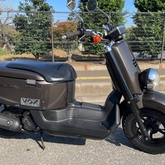 ⭐️VOX⭐️00892k.超低走行車両、最終モデル、デラックスタイプ、オイル交換、バッテリー充電、クーラント補充、　ヤマハ、YAMAHA、原付、バイクの画像