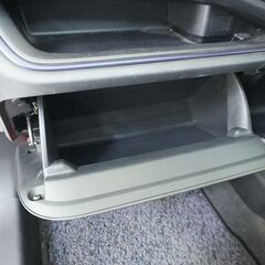 赤いボディがかっこいい✨ トヨタ アクア S🚗の画像