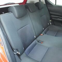 赤いボディがかっこいい✨ トヨタ アクア S🚗の画像