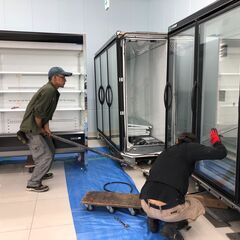 【未経験・社会人デビューOK】冷蔵庫の運搬＆設置作業◎経験ナシ◎資格取得支援あり◎フォークリフト・中型免許の資格を活かせる◎頑張れば頑張るほど特別手当で収入UP♪年収700万円以上目指せる◎の画像