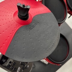 赤い電子ドラム ALESIS NITRO MESH  Special Editionの画像