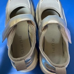 RUPIS. 厚底ベルトスニーカー　Green Parksの画像