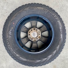 2022年製 265/65R17ホイール付セット スタッドレスの画像