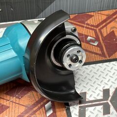 【開封未使用】マキタ Makita 9533BL 100mmディスクグラインダ 本体のみ【ハンズクラフト佐賀】の画像