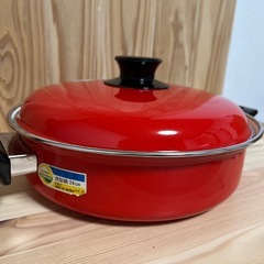 ホーロー鍋の画像