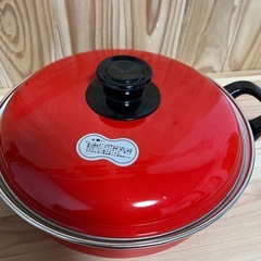 ホーロー鍋の画像