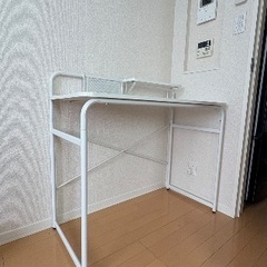 デスク(10/31-11/2,5,6での受取のみ)の画像