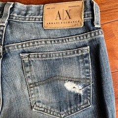 アルマーニのロールアップの画像