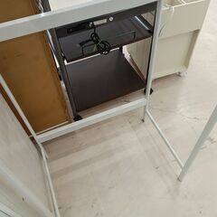 リユースのサカイ栃木店★ジモティ割あり★  ラック ベージュ×ホワイト W57.5×D39.5×H179.5 クリーニング済み TC11370の画像