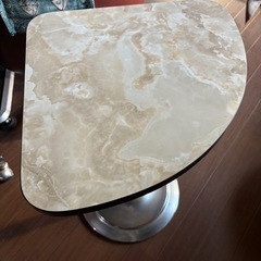 全自動麻雀卓 麻雀牌28ミリ牌×2、イス4脚、サイドテーブル×2セット の画像