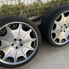 20インチ タイヤ、ホイールセット トラフィックスターの画像