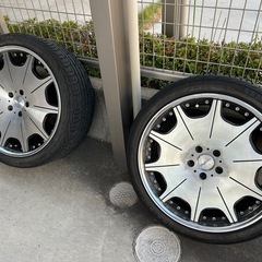 20インチ タイヤ、ホイールセット トラフィックスターの画像