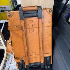 旅行カバンの画像