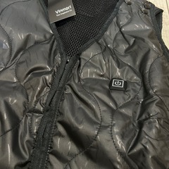 決まりました【新品】男女兼用  電熱ベスト フリーサイズ ブラック　モバイルバッテリーなしの画像