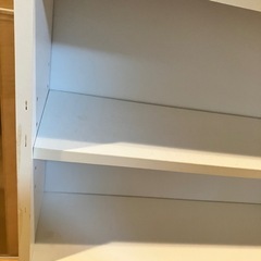 本やフィギュアを沢山並べられる！本棚チェストタンス収納ラック四段4段高さ調整白い棚ホワイトオシャレインテリアの画像