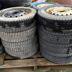 【ジャンク品】タイヤ複数の画像