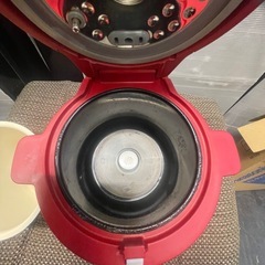 【中古】¥3,800 マルチライスクッカー　動作確認済 【IJ198】の画像