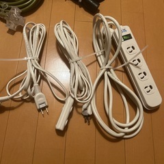 ケーブル各種の画像