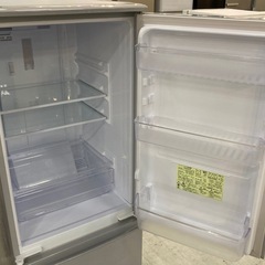 取りに来られる方限定！SHARP(シャープ)の2ドア冷蔵庫です！の画像
