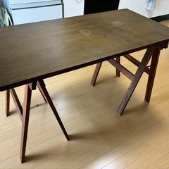 ライティングデスクの画像