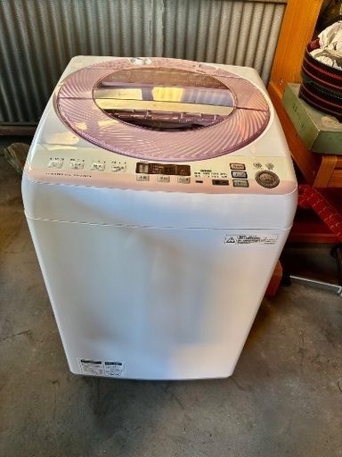 2014年式、容量8kg、中古の洗濯機になります、