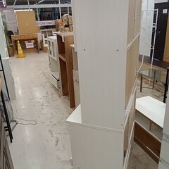 リユースのサカイ栃木店★ジモティ割あり★ IRISOHYAMA 食器棚 アイボリー W79.5×D41.5×H176 クリーニング済み TC11376の画像